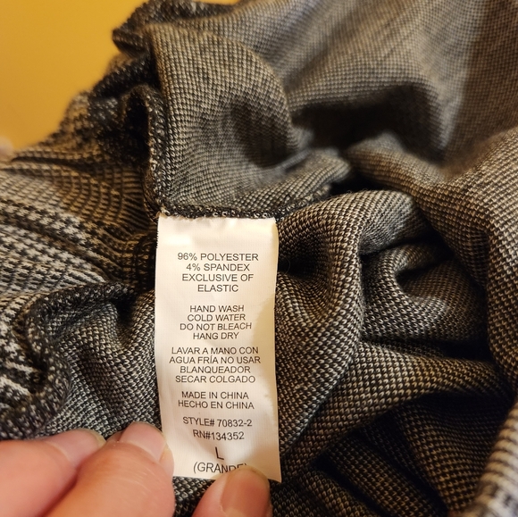 Ambience large black and white patterned paper bag waist pants with cloth belt - Picture 3 of 4